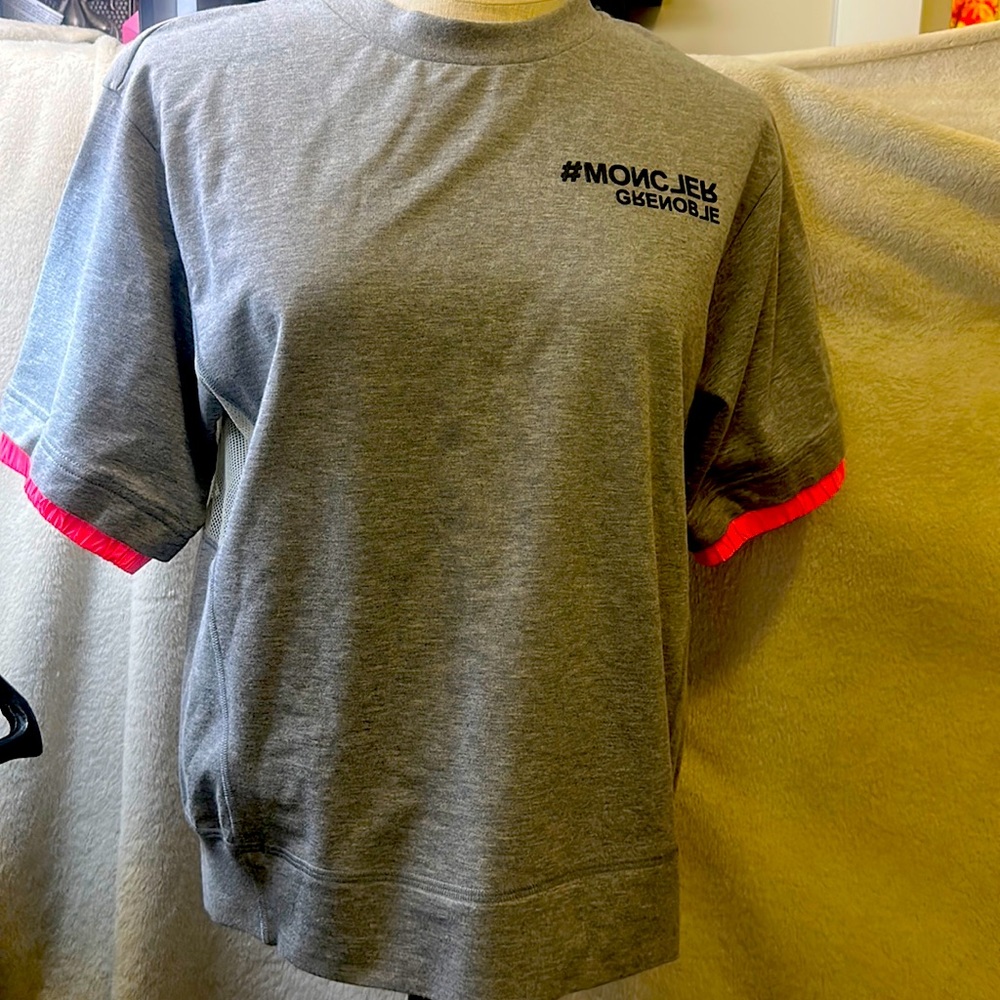 Moncler day manic T shirt